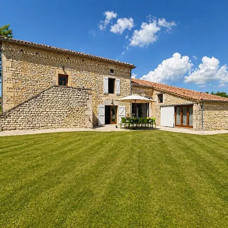 Belle Maison En Pierre Coeur Du Quercy, 4 Ch Et 4 Sdb Prázdninový dům Montdoumerc