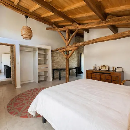 Belle Maison En Pierre Coeur Du Quercy, 4 Ch Et 4 Sdb Montdoumerc