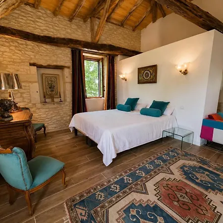 Belle Maison En Pierre Coeur Du Quercy, 4 Ch Et 4 Sdb Prázdninový dům *