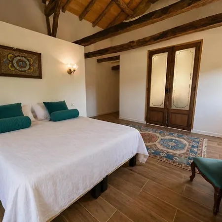 Belle Maison En Pierre Coeur Du Quercy, 4 Ch Et 4 Sdb Prázdninový dům *